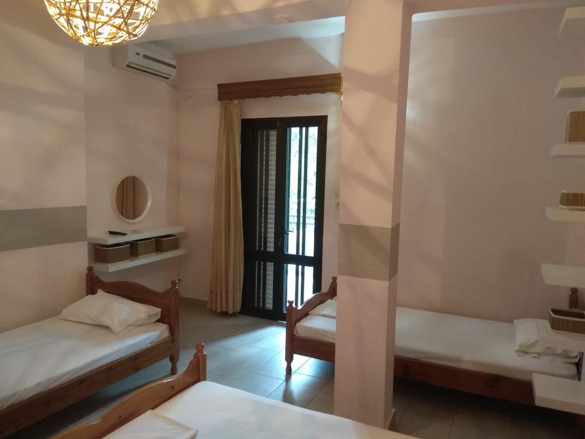 Trantas Rooms Paralía Skotínis Kültér fotó